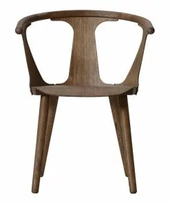 &Tradition In Between Stol